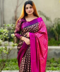 কাঞ্জিভরম ব্লাউজ পিসসহ ব্লাক কন্টাস্ট-গোলাপি