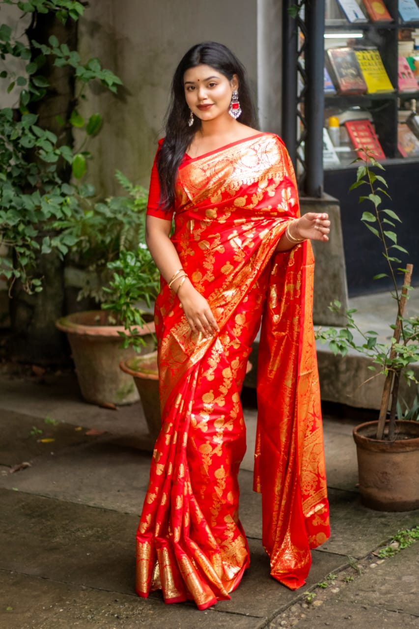 বিয়ের বেনারসি ব্লাউজ পিসসহ - লাল