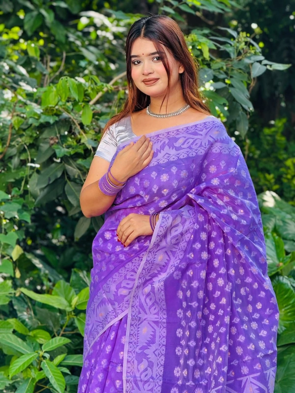 নাক ফুল জামদানী পার্পেল