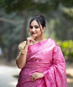 কাঞ্জিভরম ব্লাউজ পিস সহ রানী গোলাপি